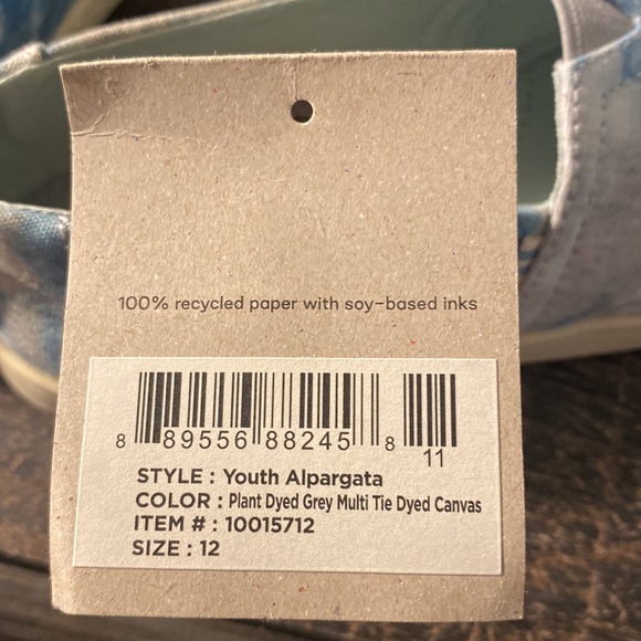 Kids Toms… Tie Dye - Picture 9 of 9